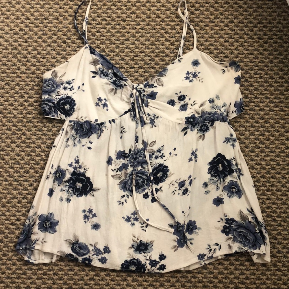 American Eagle Cut Out Top